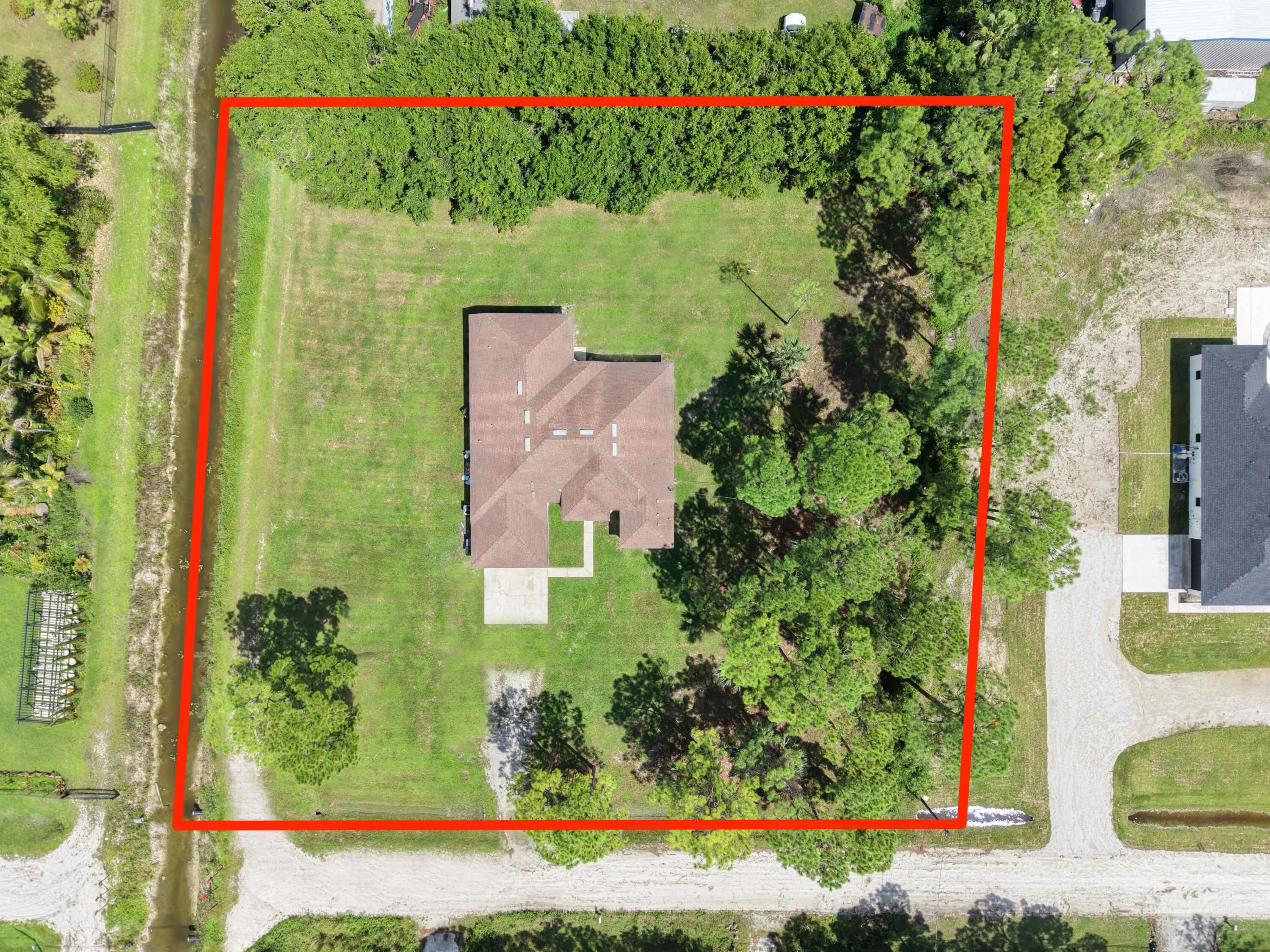 Real estate - MLS B26065395, The Acreage