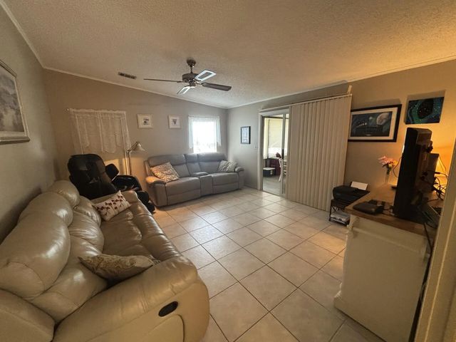 5 of 34 - 6514 Nw 36th Avenue, Coconut Creek, FL