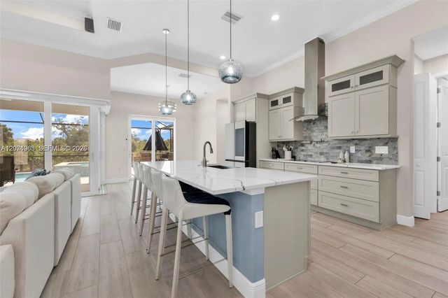 4 of 23 - 13926 Allamanda Circle, , FL