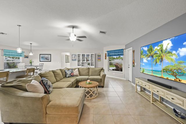 3 of 40 - 510 Sw Twig Avenue, Port St. Lucie, FL