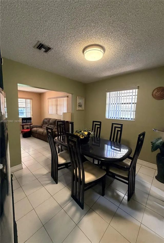 5 of 31 - 733 E 26th Street, Hialeah, FL