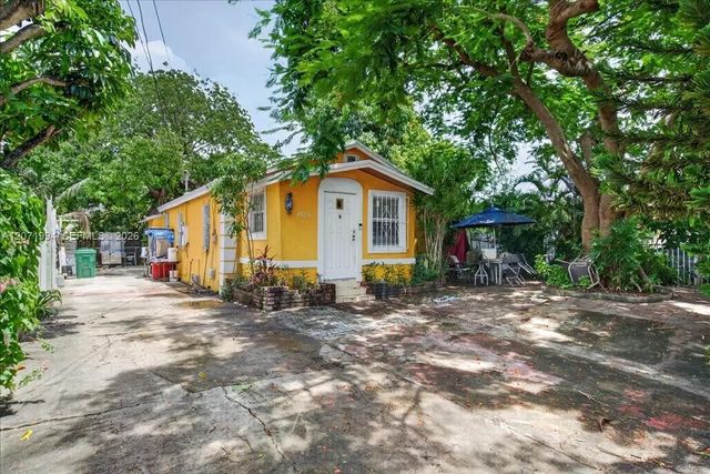 3 of 33 - 1925 Nw 85th Street, Miami, FL