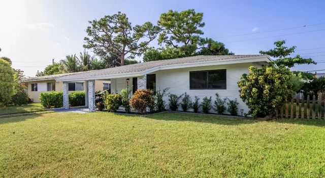 2 of 45 - 699 Ne 40th Street, Oakland Park, FL