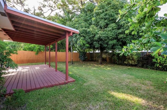 3 of 45 - 699 Ne 40th Street, Oakland Park, FL