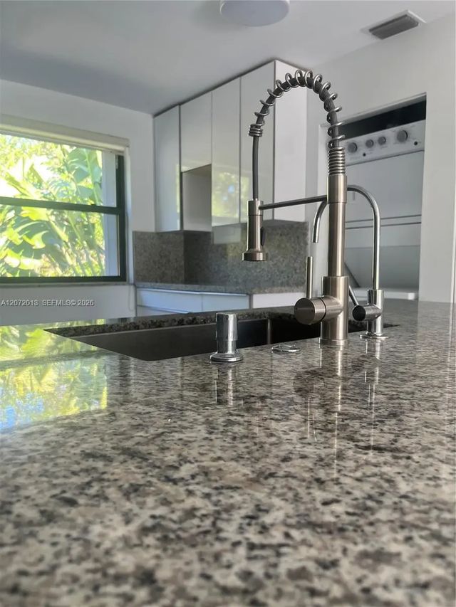 5 of 15 - N/A, Plantation, FL