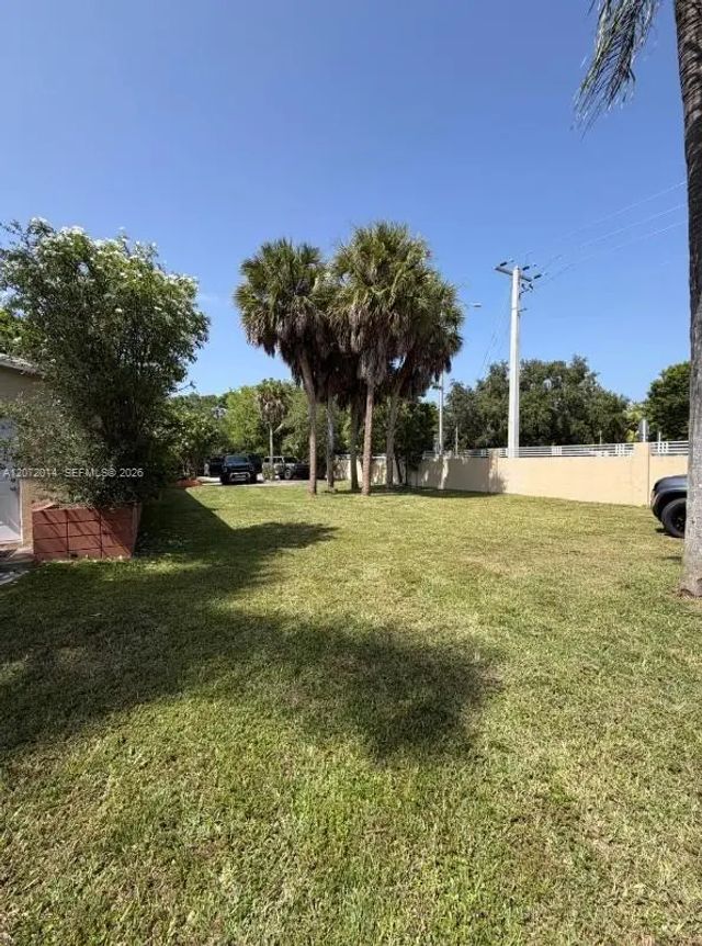 4 of 9 - 15190 Old Cutler Road, Palmetto Bay, FL