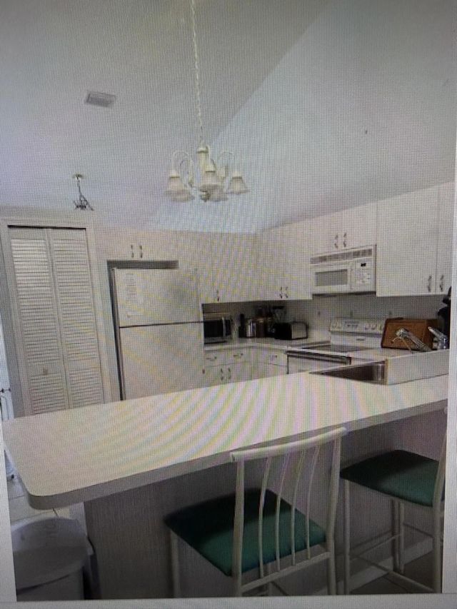 3 of 50 - 382 Nw Sherry Lane, Port St. Lucie, FL