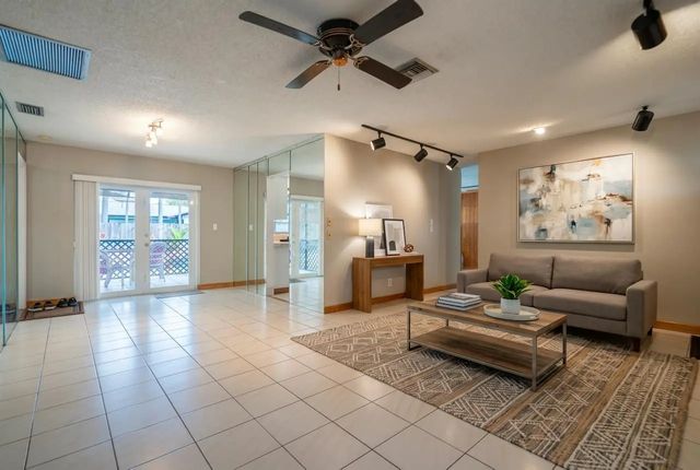 2 of 17 - 6740 Nw 26th Avenue, Fort Lauderdale, FL