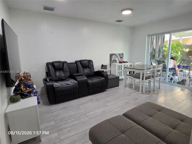 5 of 29 - 11424 Nw 94th Place #7, Hialeah Gardens, FL