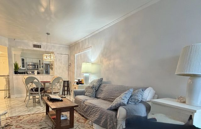 5 of 27 - 1105 Lake Shore Drive #104, Lake Park, FL