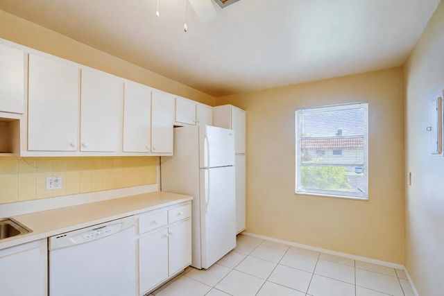 4 of 25 - 5780 Fernley Drive W #144, West Palm Beach, FL