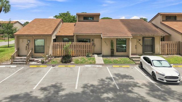 3 of 25 - 2016 Sw 82nd Avenue, Davie, FL