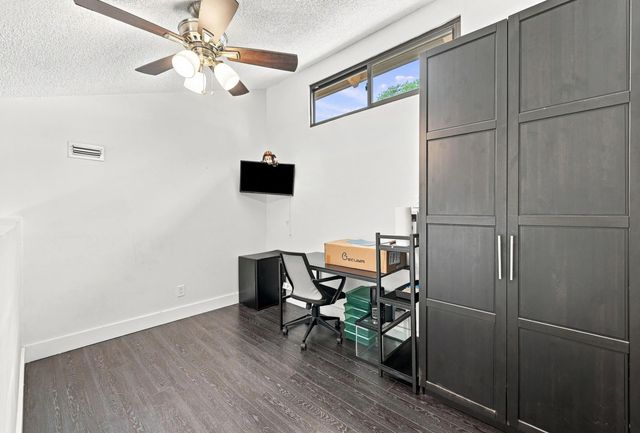 5 of 25 - 2016 Sw 82nd Avenue, Davie, FL