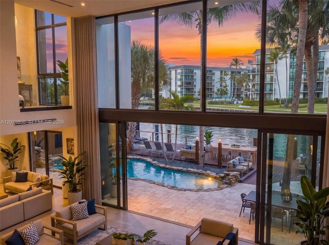 4 of 60 - 1030 Sw 14th Terrace, Fort Lauderdale, FL