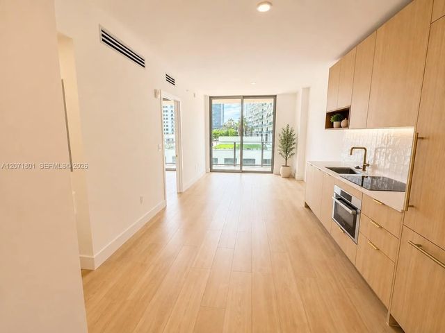 2 of 24 - 90 Ne 32nd Street #709, Miami, FL