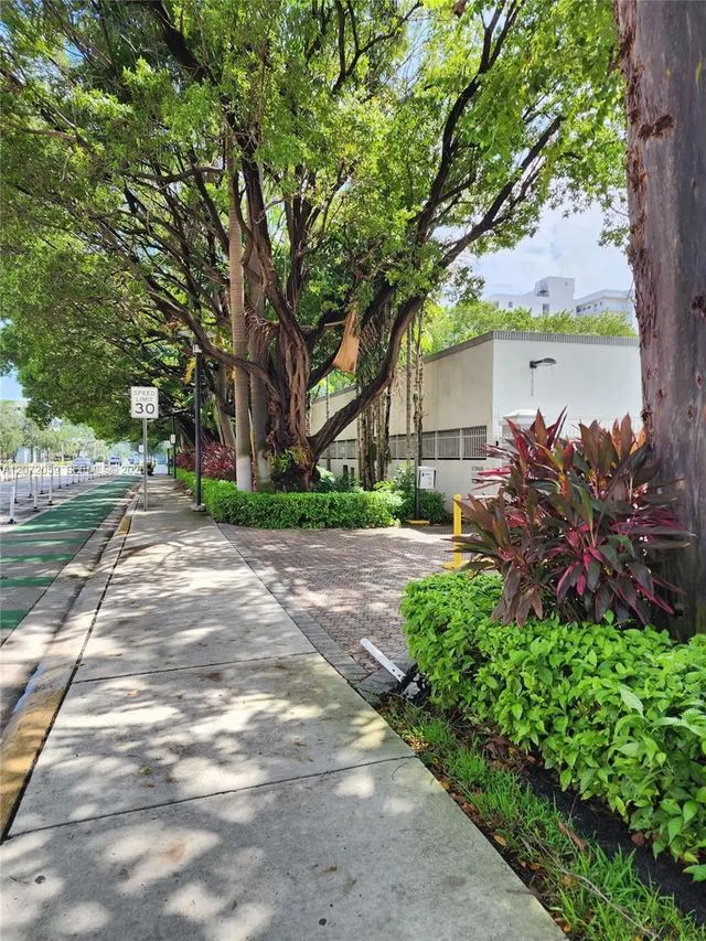 1688 West Avenue #506, Miami Beach