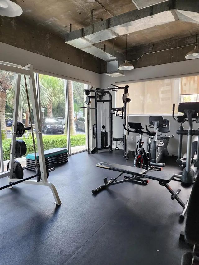 2 of 12 - 1688 West Avenue #506, Miami Beach, FL