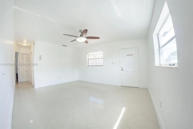4 of 13 - 344 Sw 1st Street #6, Pompano Beach, FL