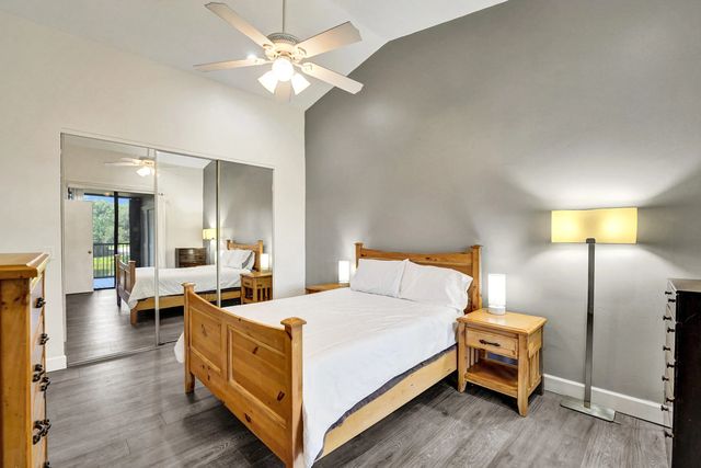 4 of 49 - 10631 Nw 14th Street #212, Plantation, FL