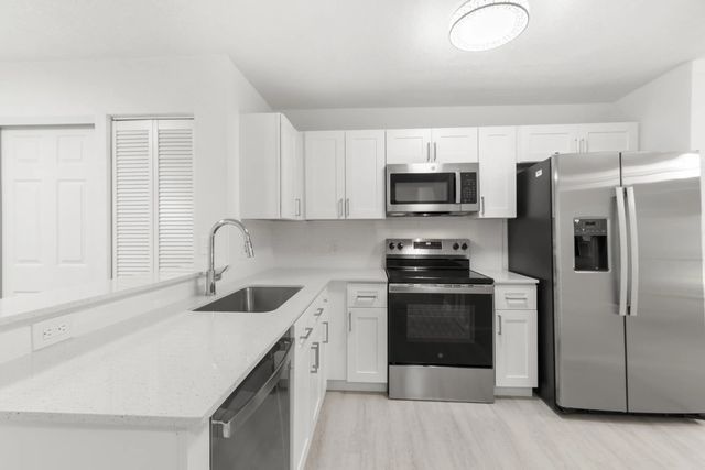 3 of 29 - 500 Crosswinds Drive #f1, Greenacres, FL