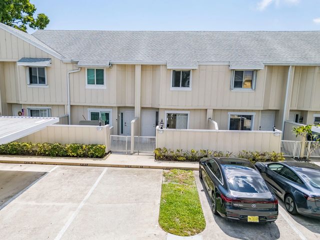 4 of 52 - 6207 Riverwalk Lane #5, Jupiter, FL