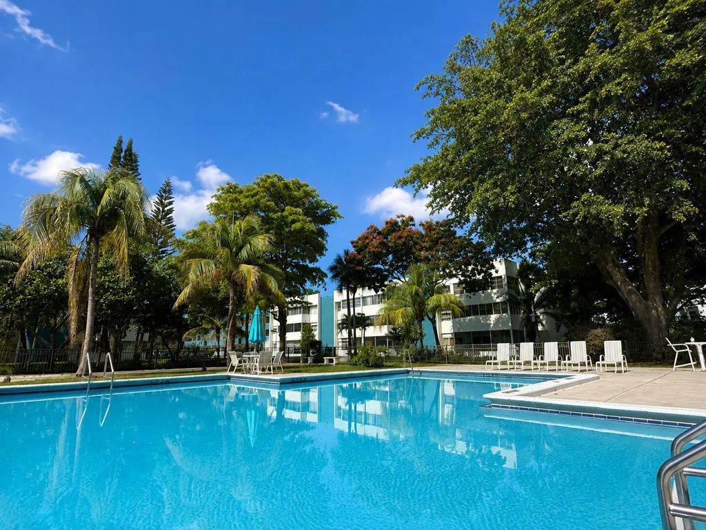 5155 E Sabal Palm Boulevard #209, Tamarac