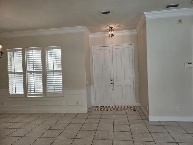 4 of 44 - 4600 12th Lane, Vero Beach, FL
