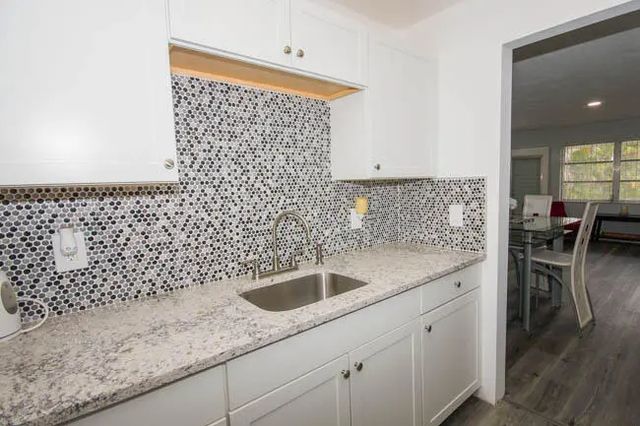 4 of 11 - 149 West Court, Royal Palm Beach, FL