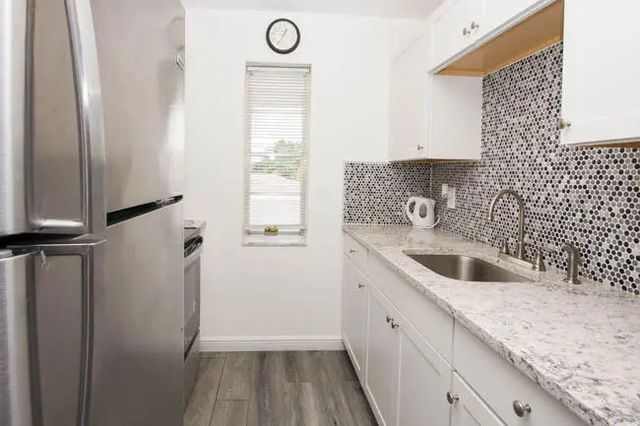 5 of 11 - 149 West Court, Royal Palm Beach, FL