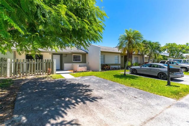 3 of 29 - 11209 Sw 125th Place, Miami, FL