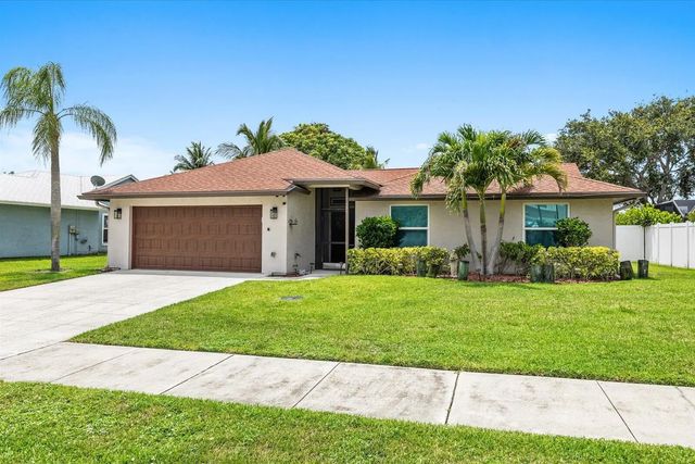 2 of 48 - 200 Park Place, Jupiter, FL