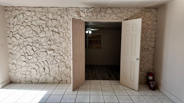 3 of 35 - 1980 Sw 66th Avenue, North Lauderdale, FL