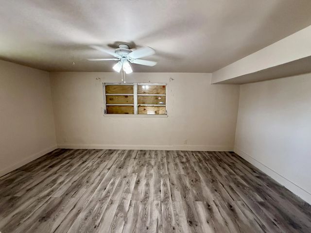 4 of 35 - 1980 Sw 66th Avenue, North Lauderdale, FL