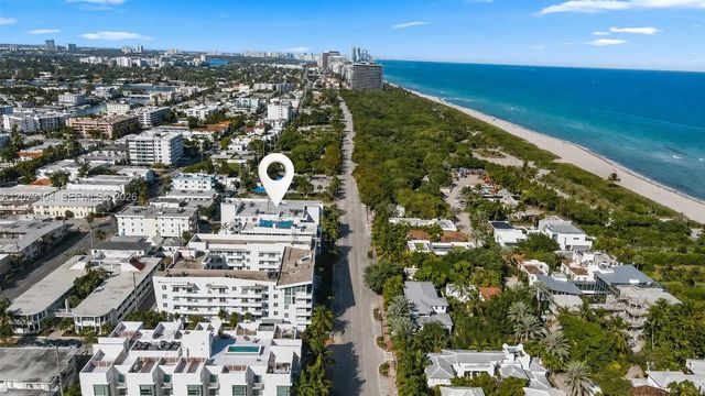 2 of 8 - 7832 Collins Avenue #202, Miami Beach, FL