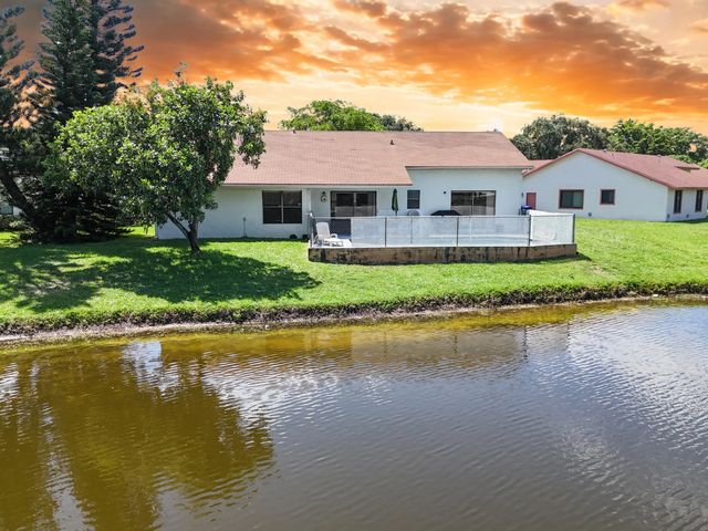 4 of 36 - 2661 Forest Drive, Miramar, FL