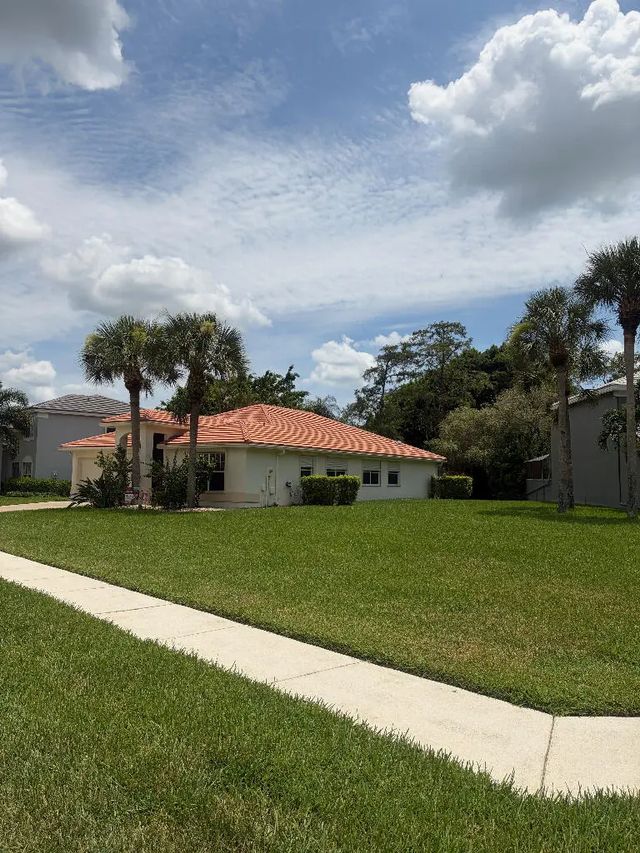 2 of 29 - 1551 S Club Drive, Wellington, FL