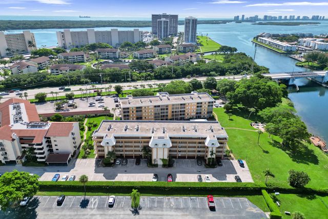 2 of 45 - 308 Golfview Road #406, North Palm Beach, FL