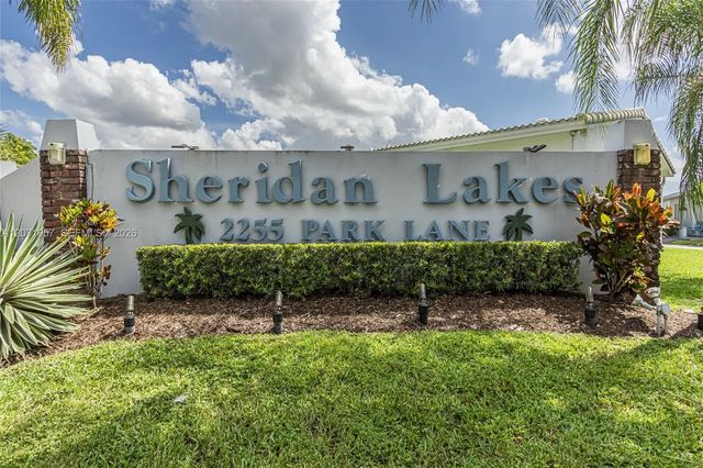 2 of 31 - 2223 Park Lane #314, Hollywood, FL