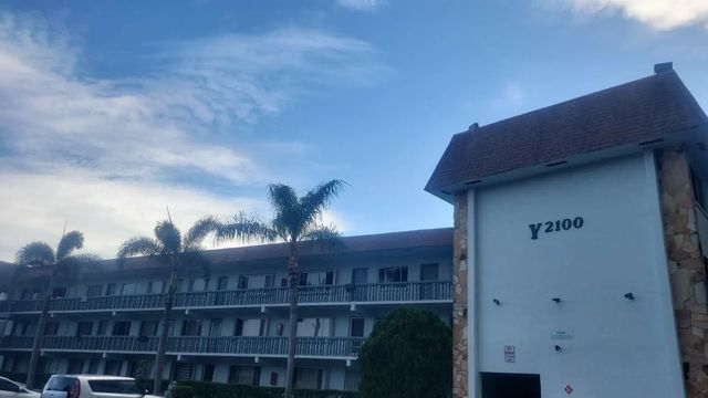 3 of 40 - 2100 Springdale Boulevard #310, Palm Springs, FL