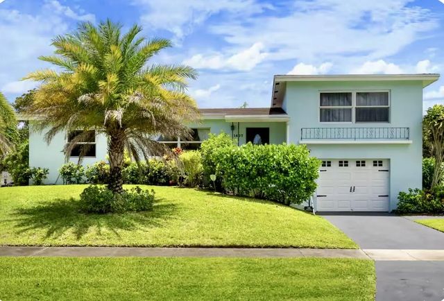 3 of 22 - 1407 Ontario Drive, Lake Worth, FL