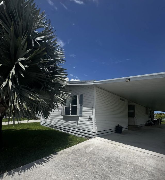 6732 Sinsonte Court, Fort Pierce