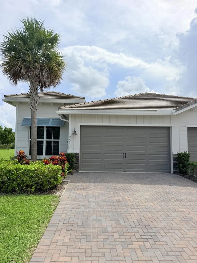 19610 Weathervane Way, Loxahatchee