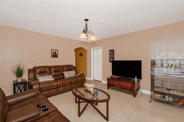 4 of 37 - 334 E 11th Street, Hialeah, FL