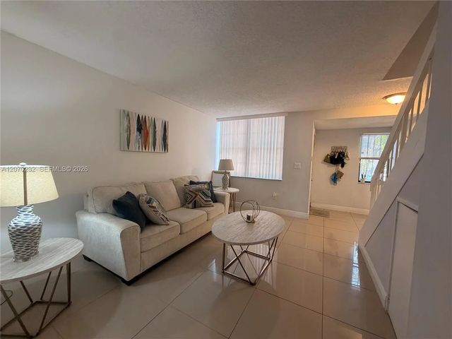 3 of 35 - 12241 Sw 16th Terrace #102-k, Miami, FL
