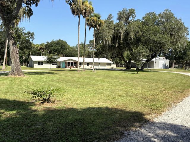 4 of 38 - 2160 Sw 28th Avenue, Okeechobee, FL