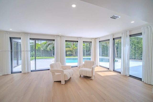 4 of 23 - 1825 Alamanda Drive, North Miami, FL