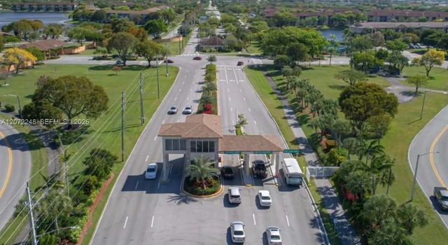 2 of 53 - 901 Sw 128th Avenue #414e, Pembroke Pines, FL