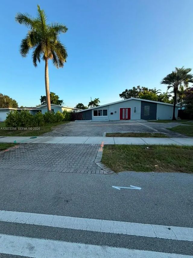 5 of 39 - 3161 Riverland Road, Fort Lauderdale, FL