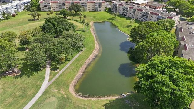 4 of 28 - 1050 Country Club Drive #306, Margate, FL