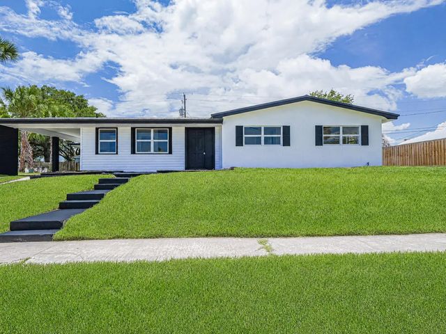 2 of 33 - 375 Manly Avenue, Sebastian, FL